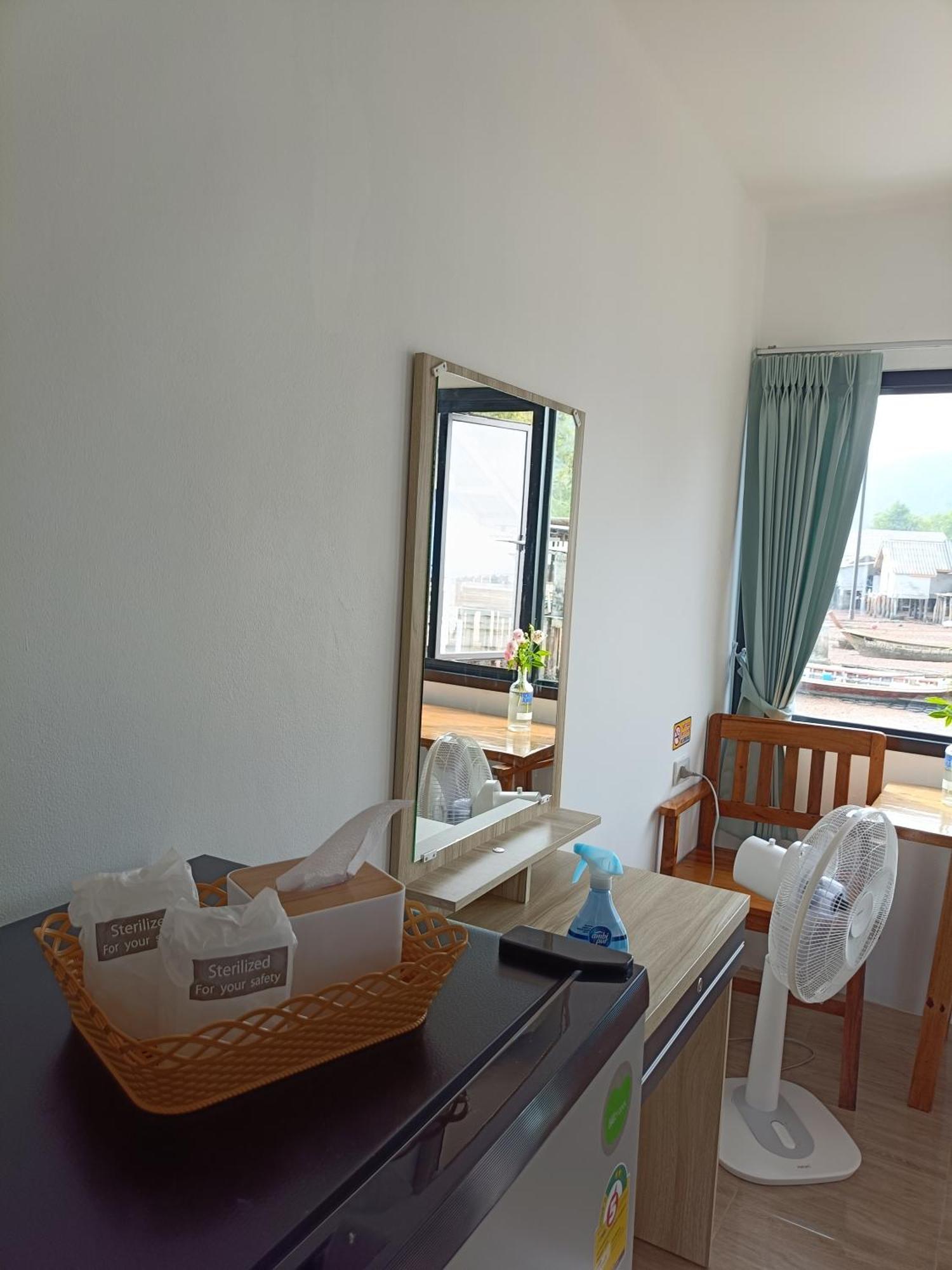 Poohry Seaview Apartment Koh Lanta Exterior photo